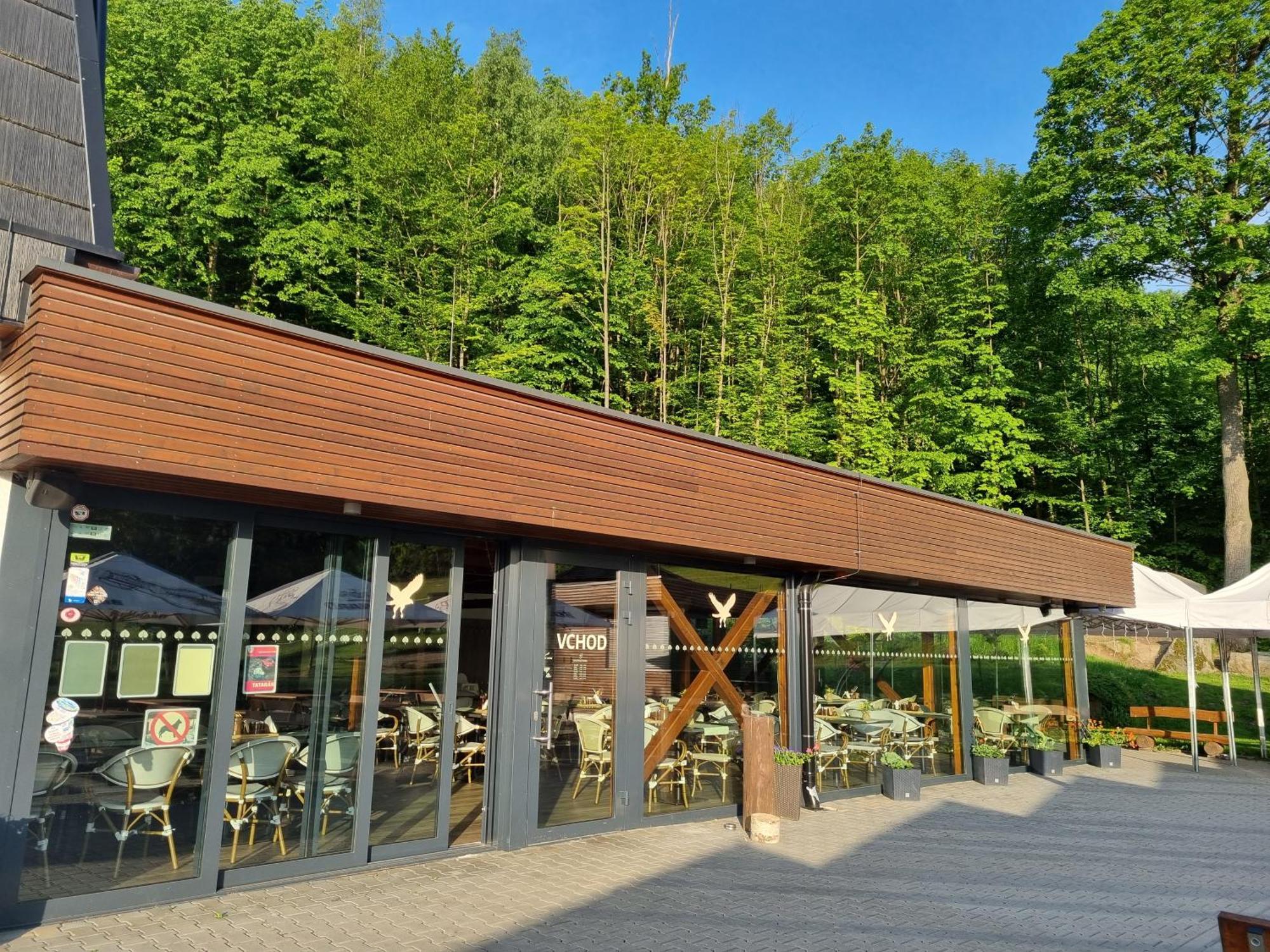 Restaurace A Penzion Bludovecek Luaran gambar
